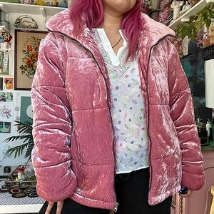 🆕🩷5 Apparel: PINK Velvet Puffer Coat SMALL